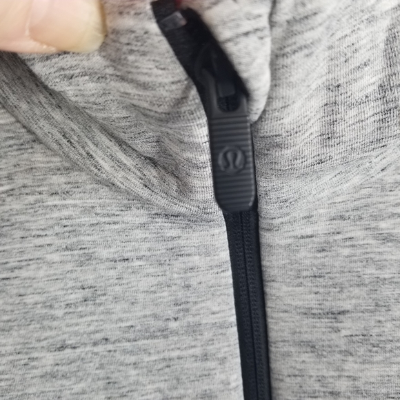 Lululemon "Going Places" Jacket Size 2 Womens Gray - Picture 6 of 12